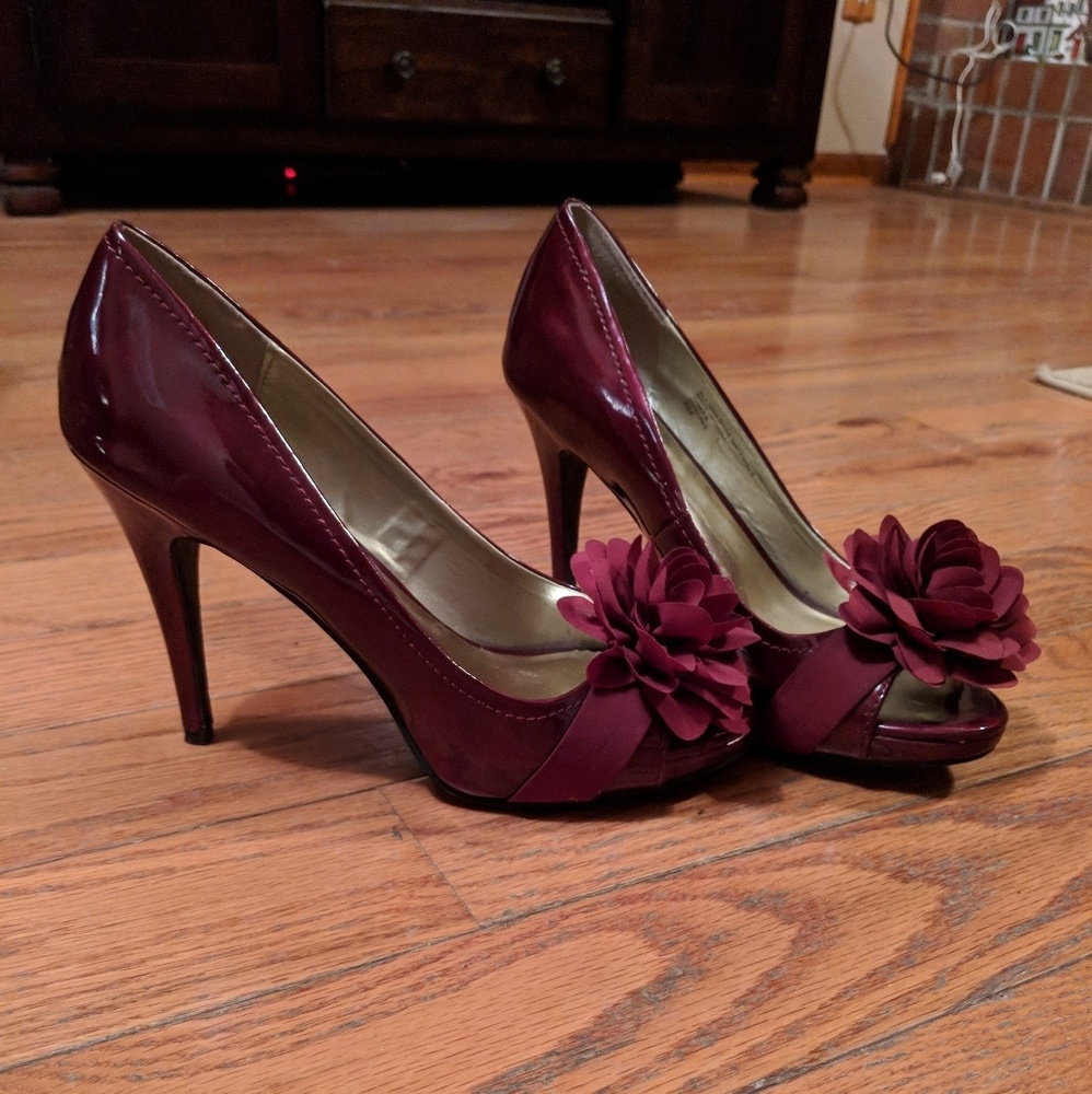 Carlos Santana Cupcake Heels